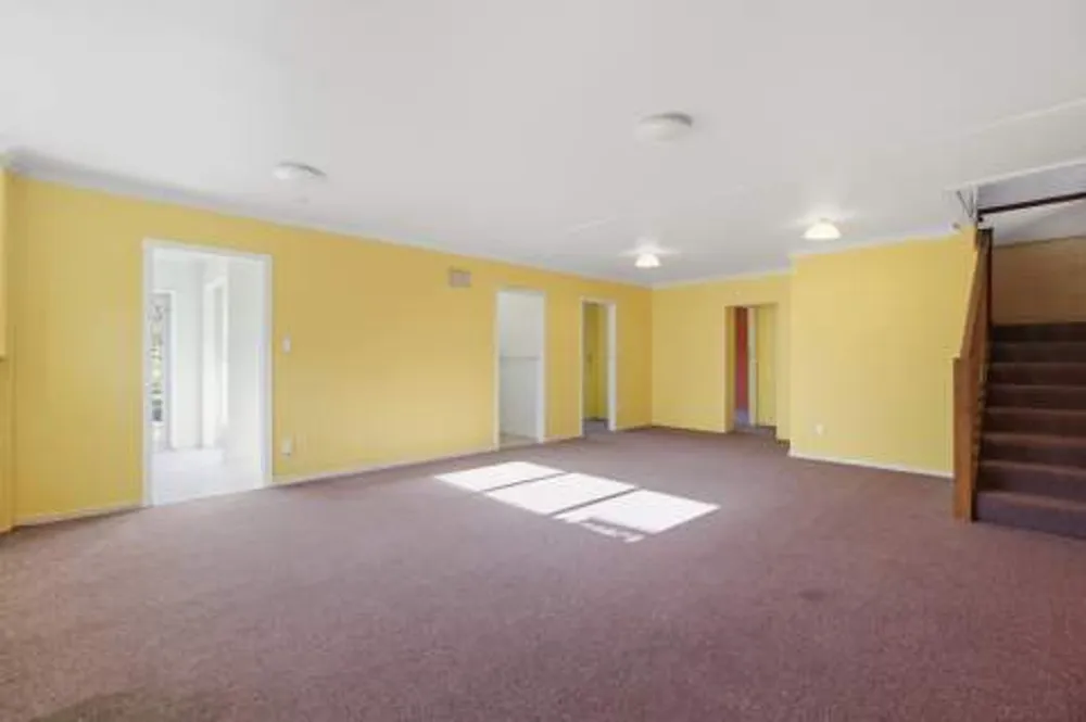 Photos of 18 Olivine Street