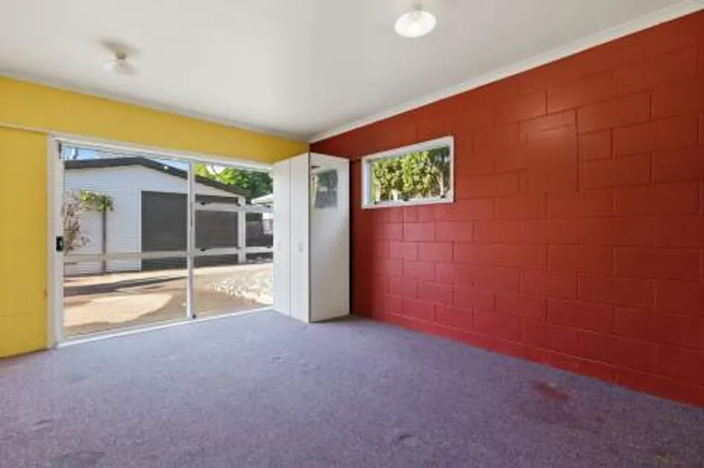 Photos of 18 Olivine Street
