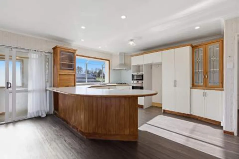 Photos of 18 Olivine Street