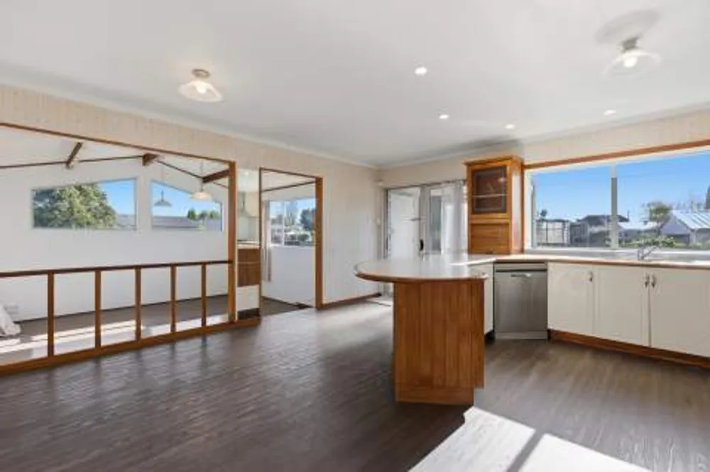 Photos of 18 Olivine Street