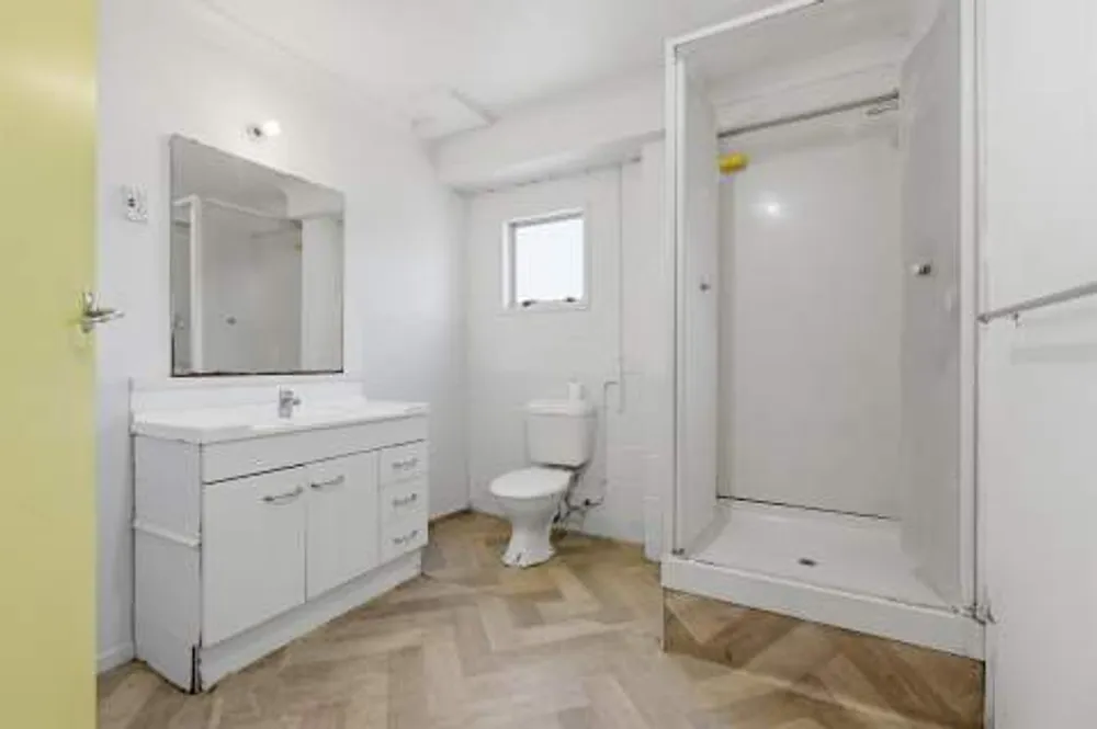 Photos of 18 Olivine Street