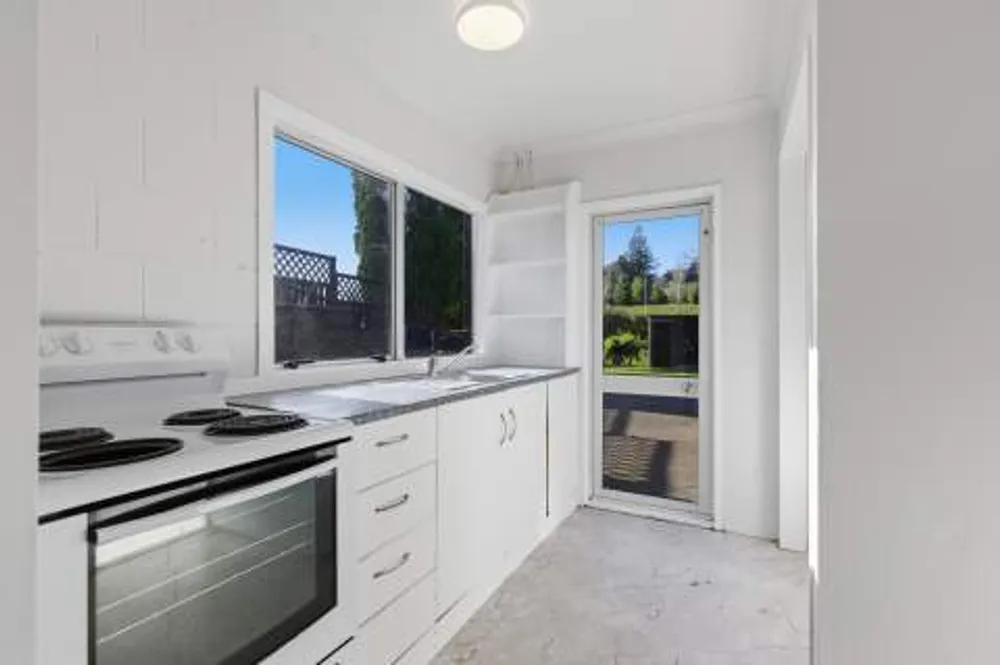 Photos of 18 Olivine Street