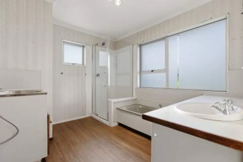 Photos of 18 Olivine Street