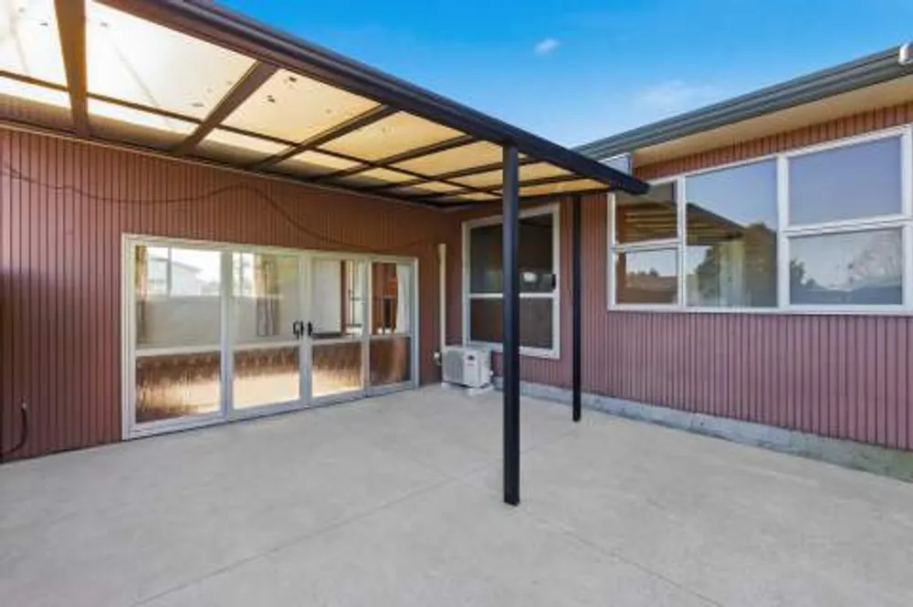 Photos of 18 Olivine Street