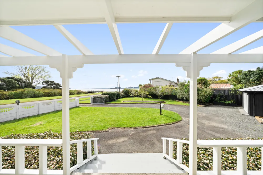 Photos of 6 Ferndale Drive