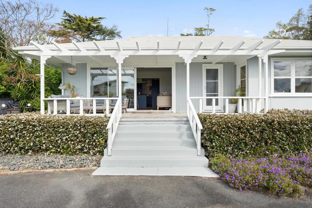 Photos of 6 Ferndale Drive