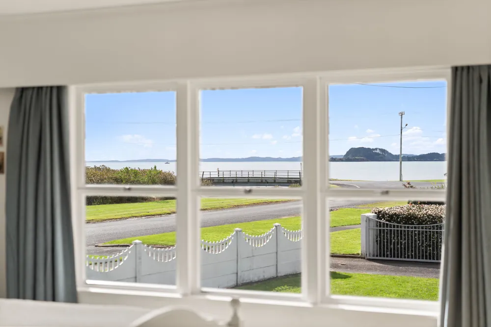 Photos of 6 Ferndale Drive