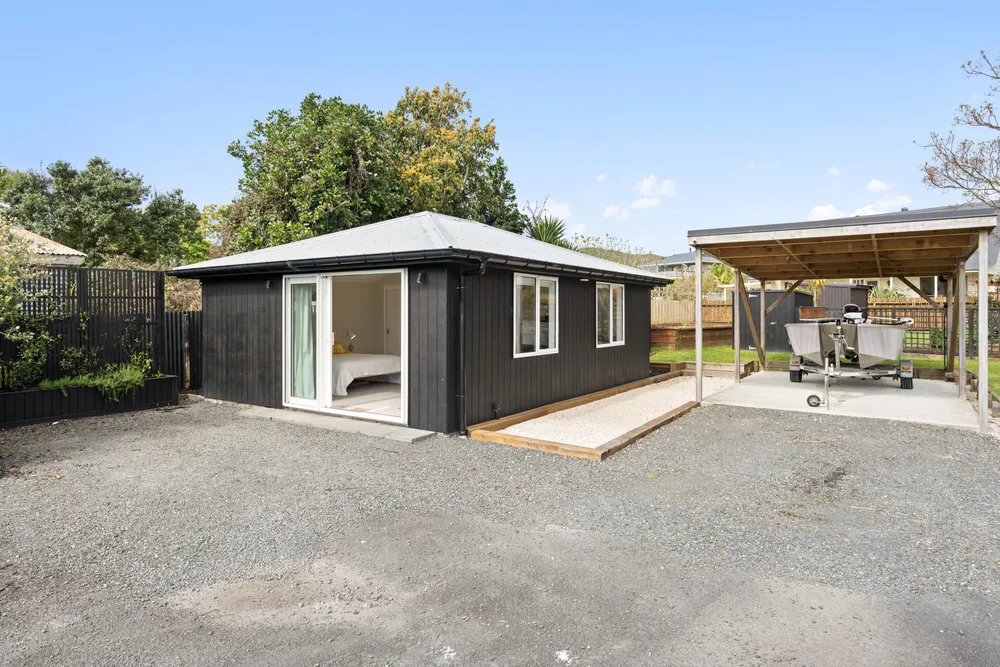 Photos of 6 Ferndale Drive