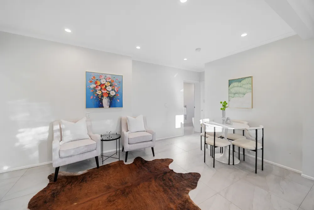Photos of 24 Gills Road