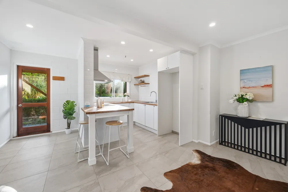 Photos of 24 Gills Road