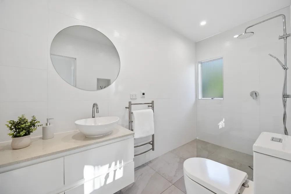 Photos of 24 Gills Road