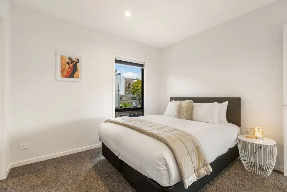 Photos of 6 Diamond Lane