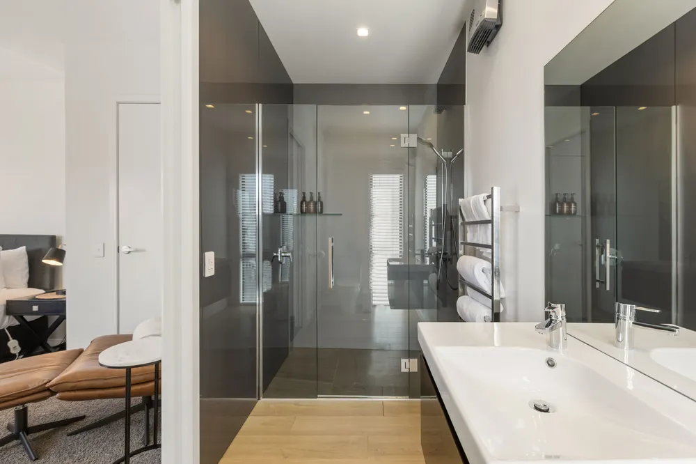 Photos of 6 Diamond Lane