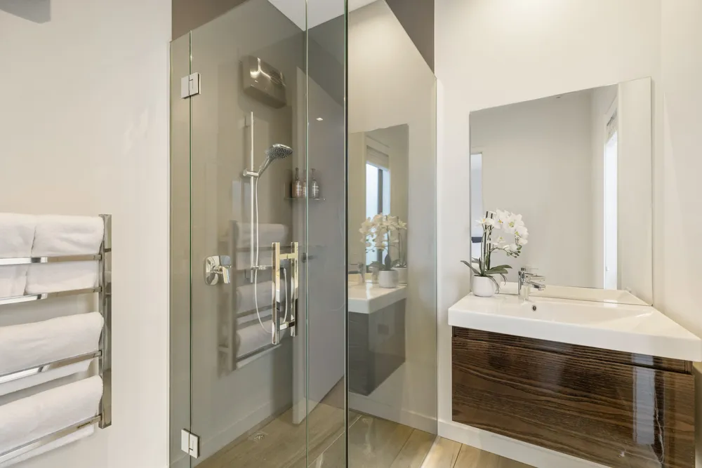 Photos of 6 Diamond Lane