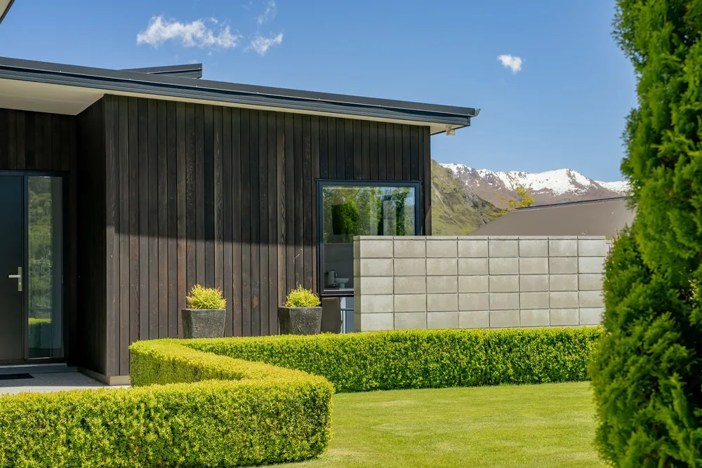 Photos of 6 Diamond Lane