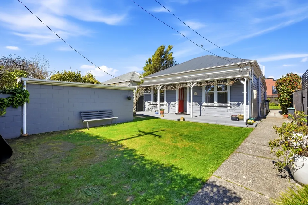 Photos of 94 Holly Road