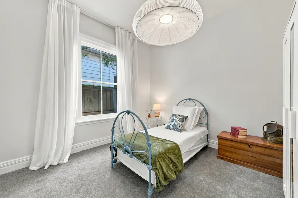 Photos of 94 Holly Road
