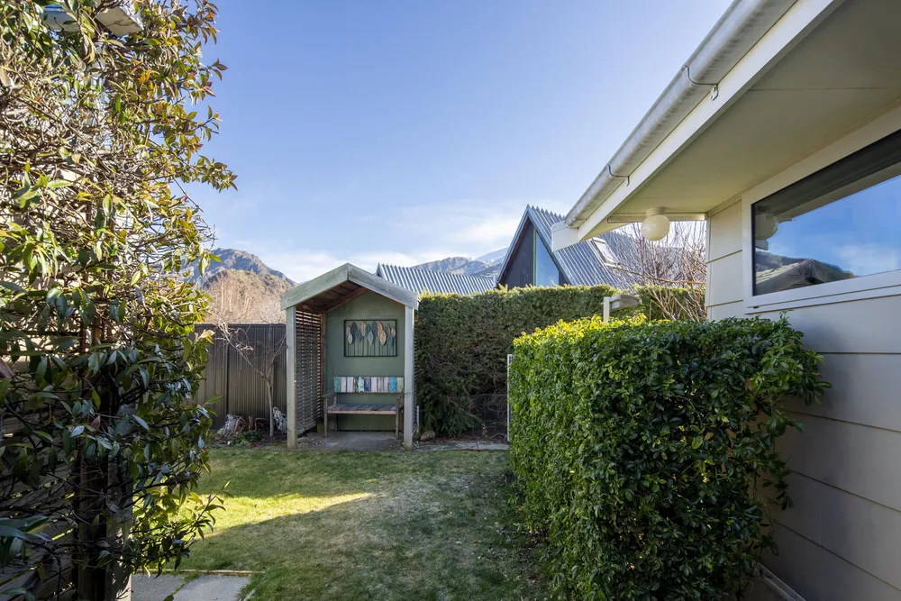 Photos of 7B Adamson Drive