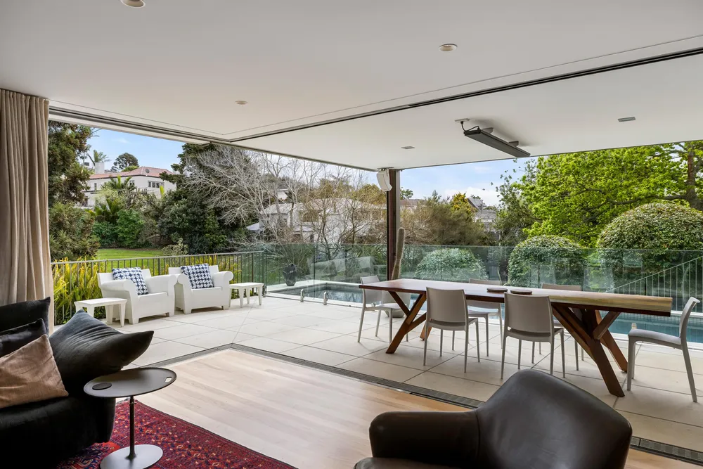 Photos of 33 Combes Road
