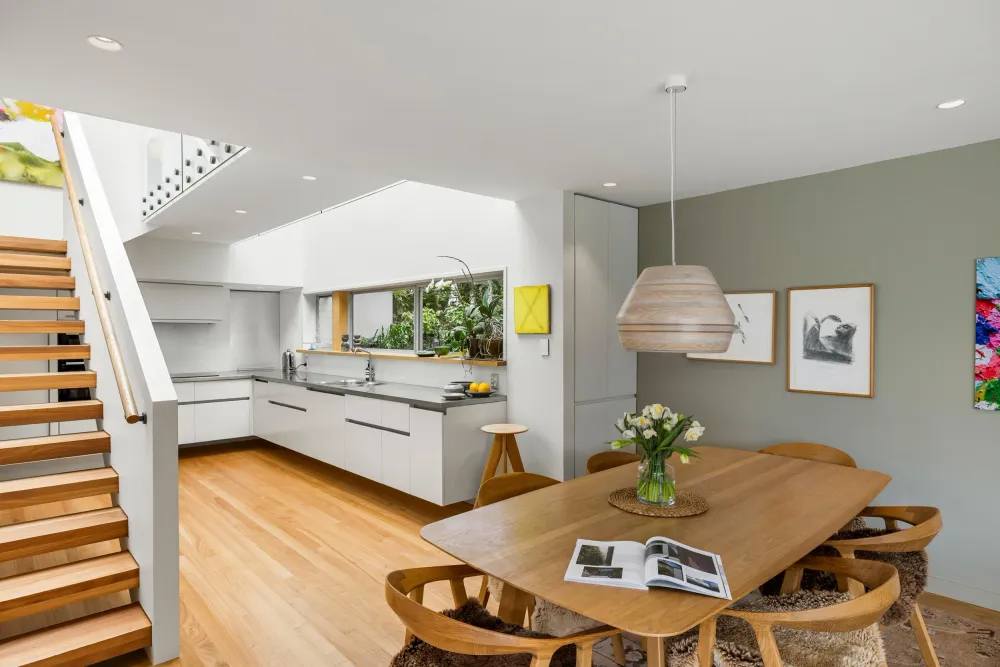 Photos of 33 Combes Road