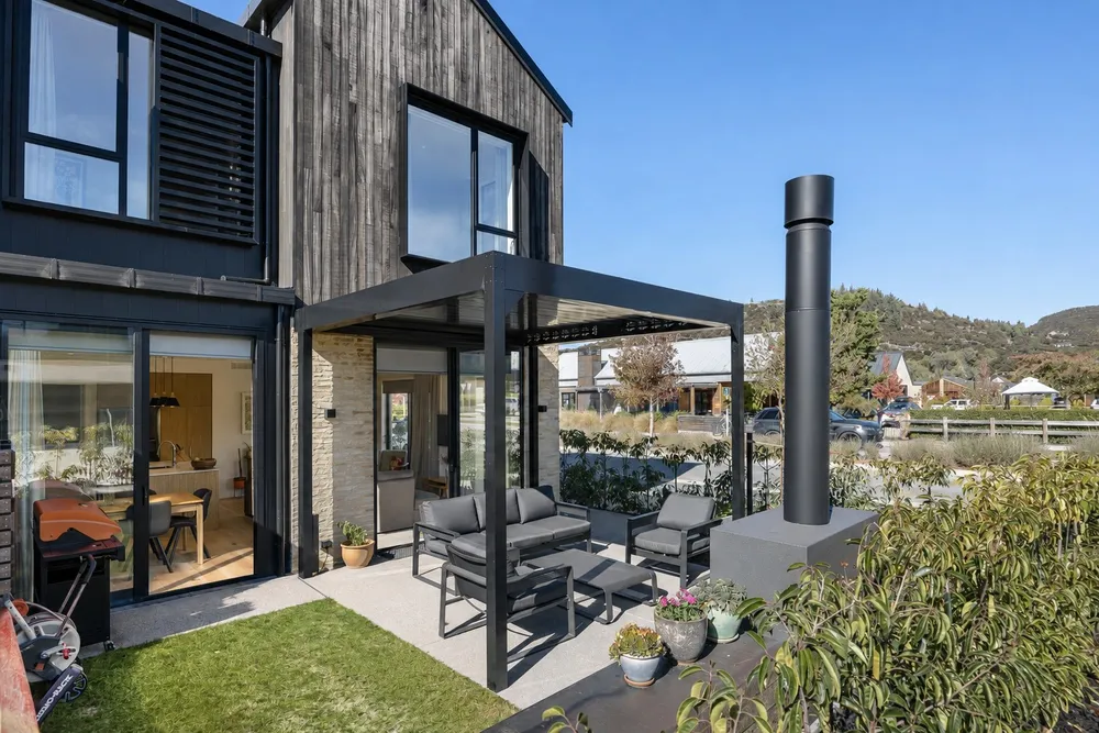 Photos of 24 Bellfield Lane