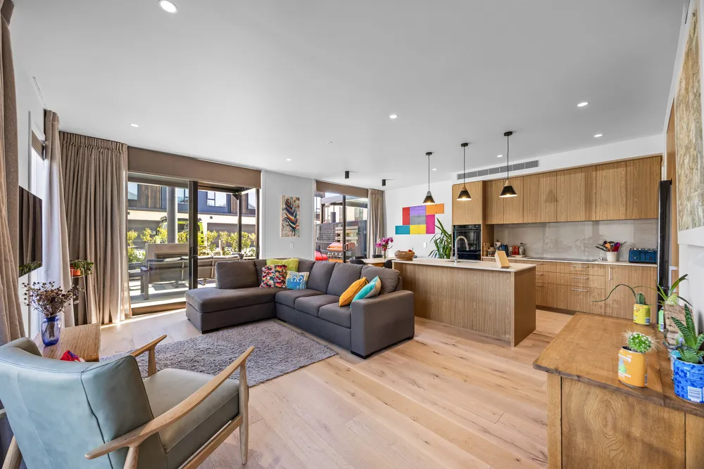 Photos of 24 Bellfield Lane