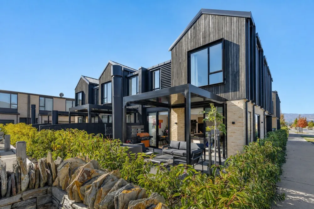 Photos of 24 Bellfield Lane