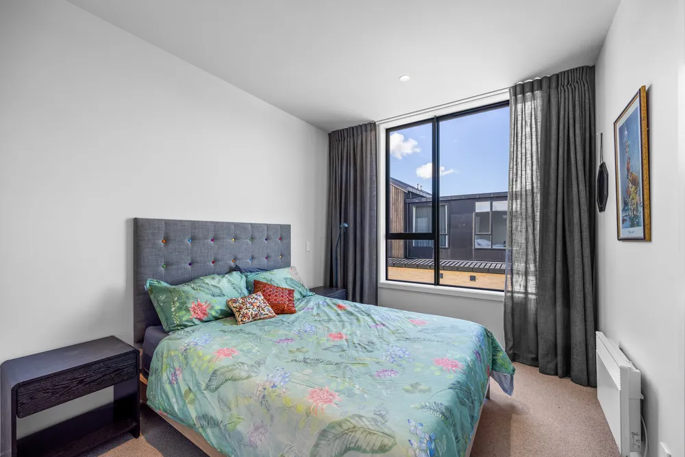 Photos of 24 Bellfield Lane