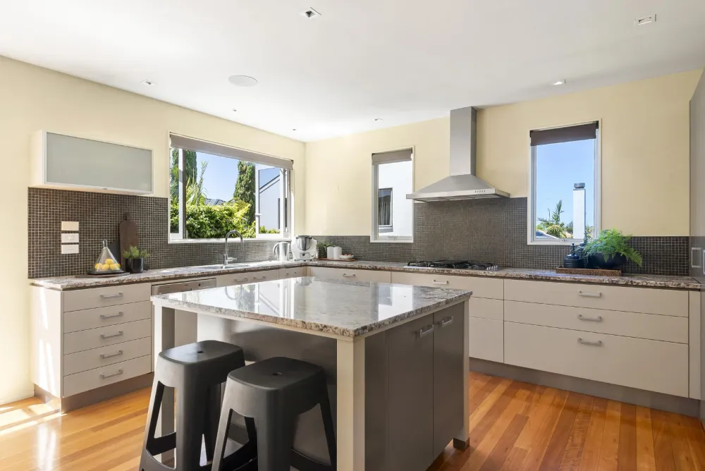 Photos of 50 Esperance Road