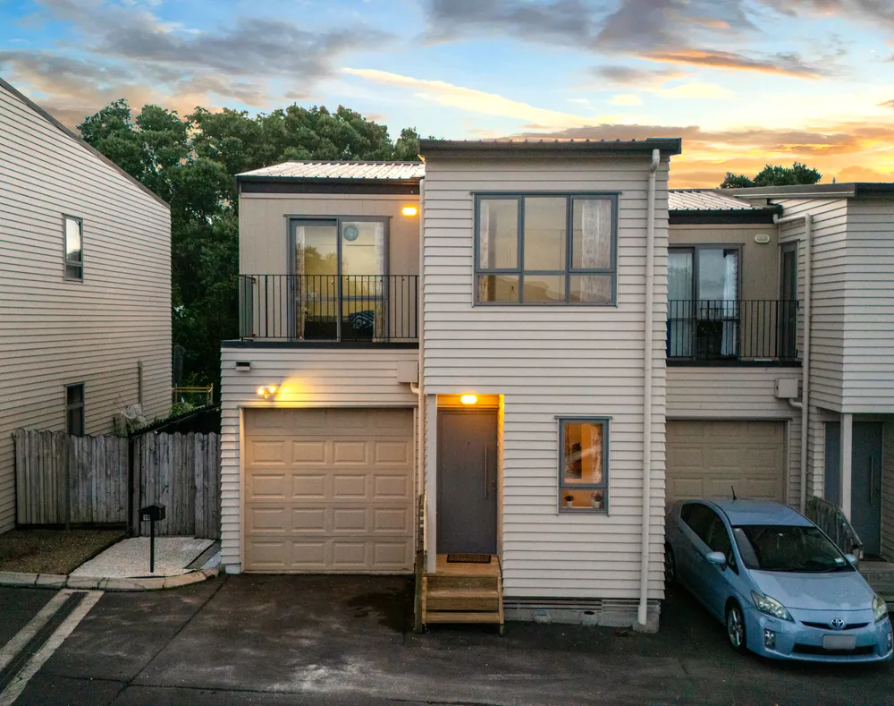 Photos of 18 Chapel Road