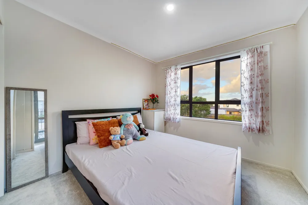 Photos of 18 Chapel Road
