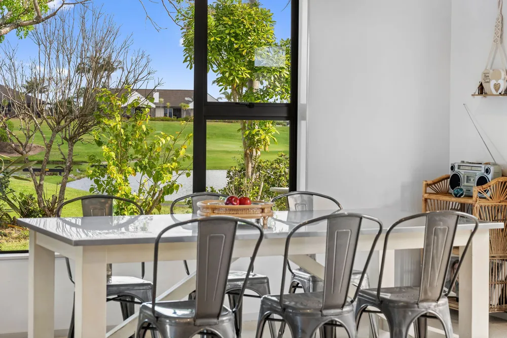 Photos of 19 Barbados Way