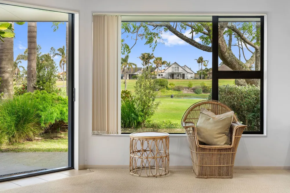 Photos of 19 Barbados Way