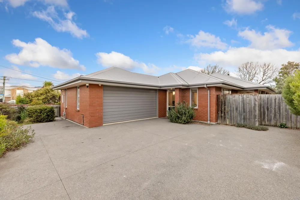 Photos of 5 Spring Grove Street