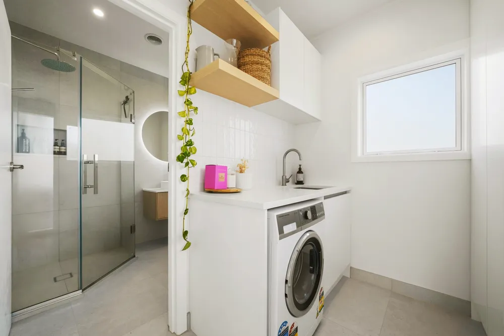 Photos of 14 Richards Avenue