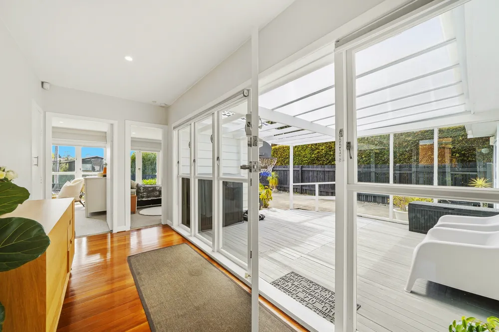 Photos of 14 Richards Avenue