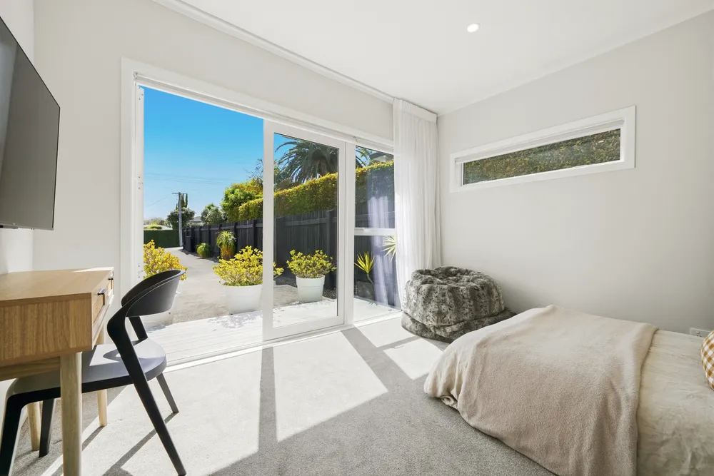 Photos of 14 Richards Avenue