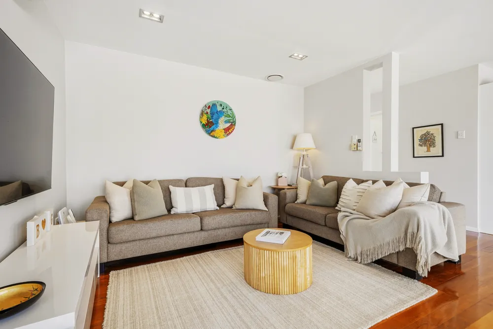 Photos of 14 Richards Avenue
