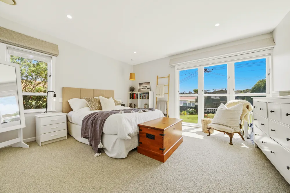 Photos of 14 Richards Avenue