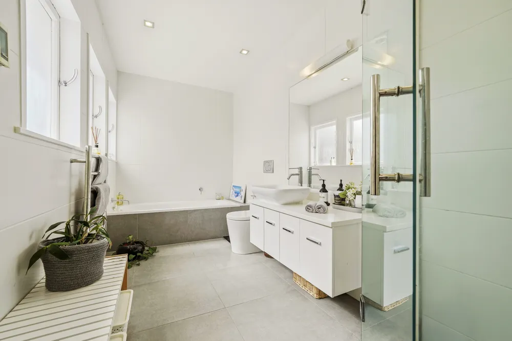 Photos of 14 Richards Avenue