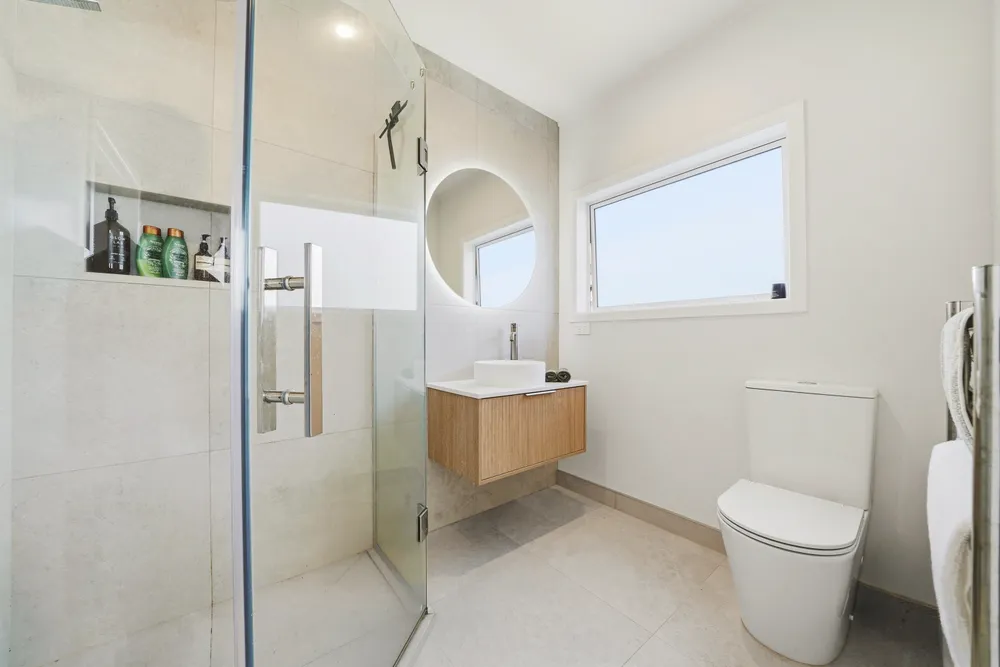 Photos of 14 Richards Avenue