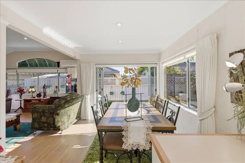 Photos of 3A Esme Place