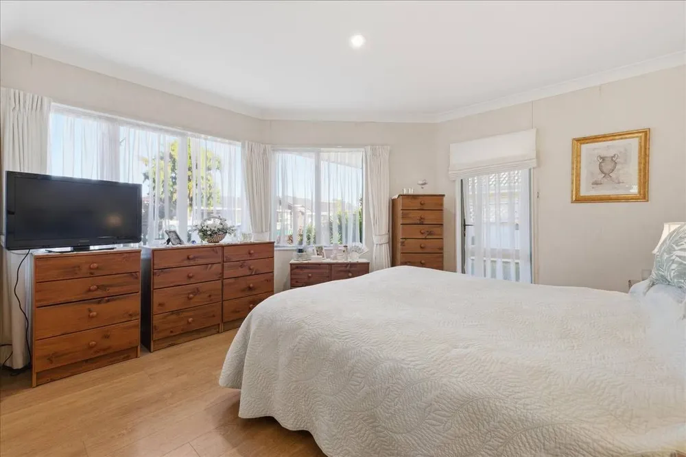 Photos of 3A Esme Place
