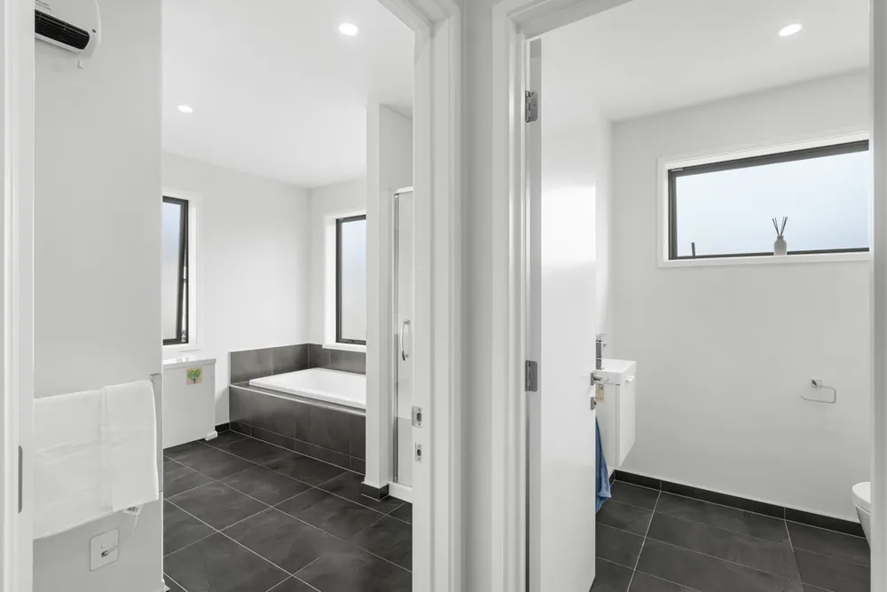 Photos of 85 Richmond Avenue
