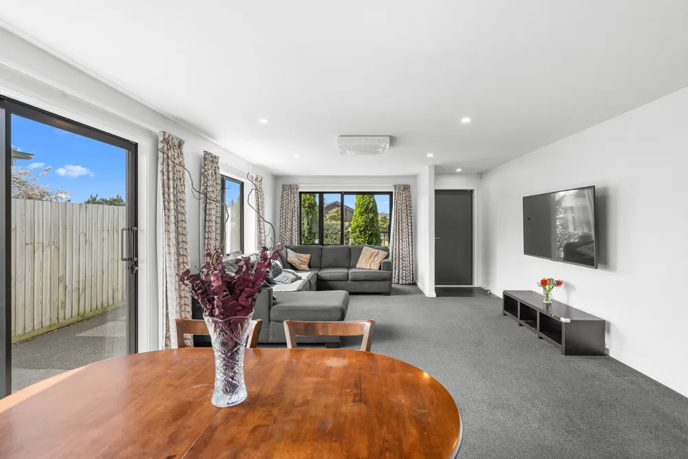 Photos of 85 Richmond Avenue