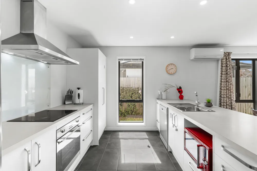 Photos of 85 Richmond Avenue