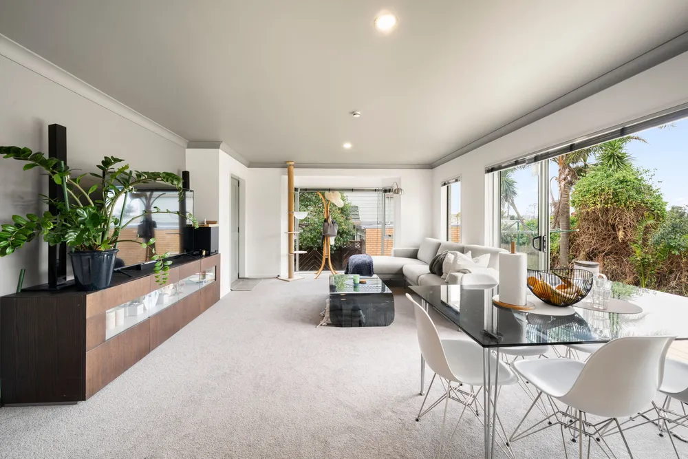 Photos of 110A Astley Avenue