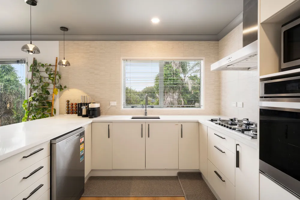 Photos of 110A Astley Avenue