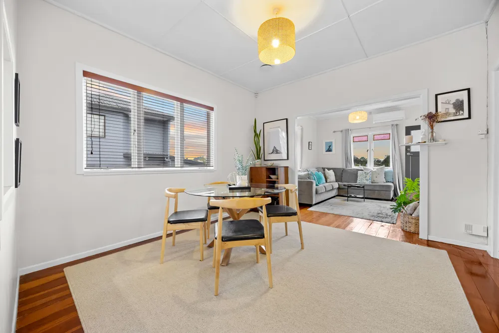 Photos of 15B Ferndale Road