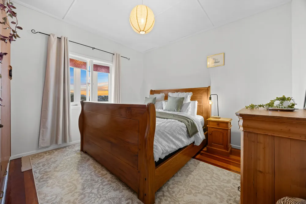 Photos of 15B Ferndale Road